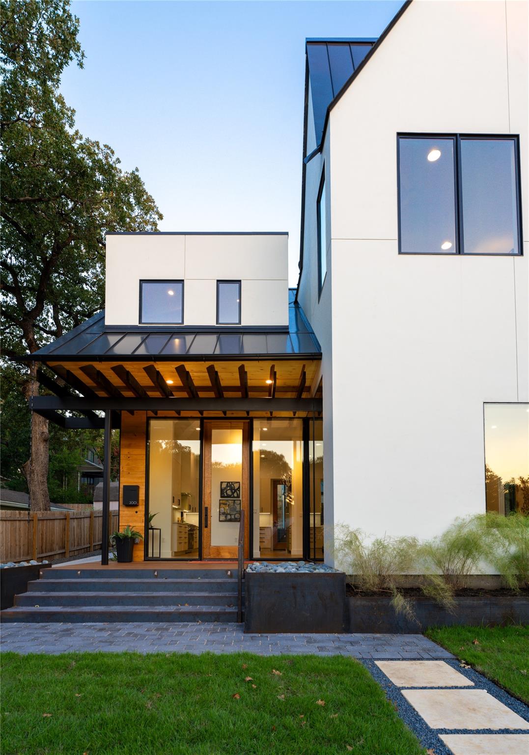 2001 Forest Trail Austin TX 78703
