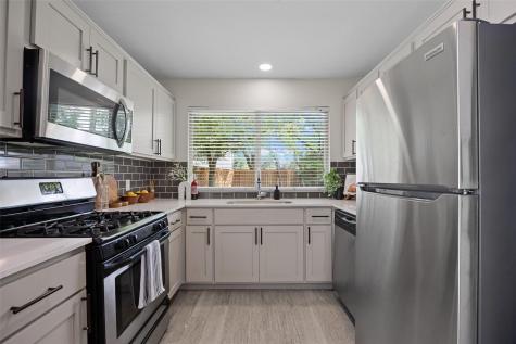 704 Buckingham Place Austin TX 78745