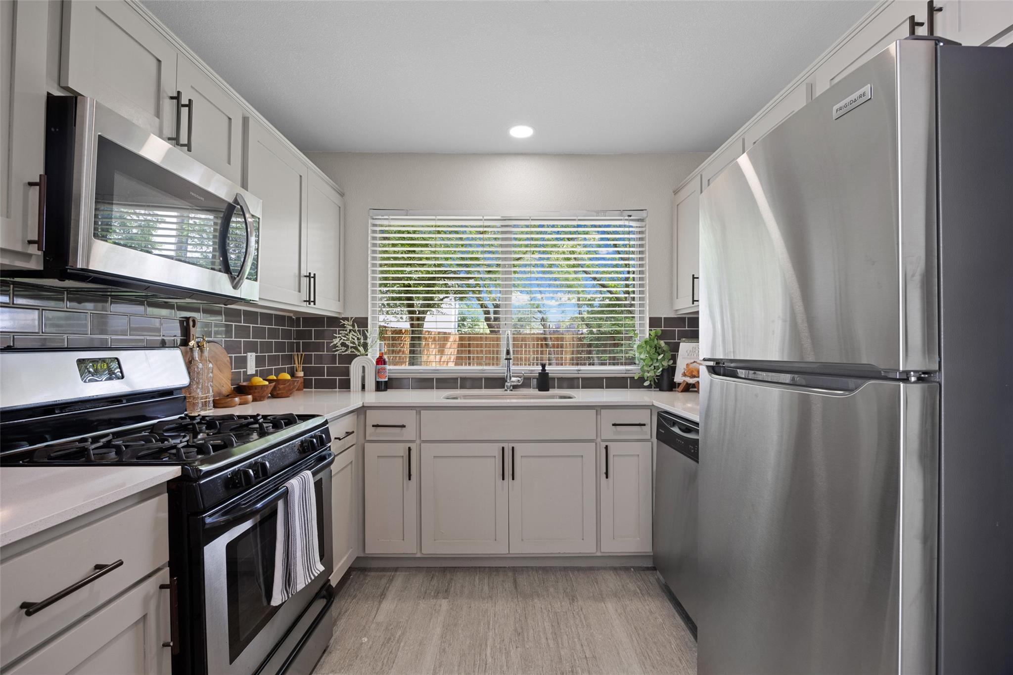 704 Buckingham Place Austin TX 78745
