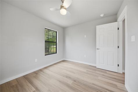 700 Rice Street Rockdale TX 76567