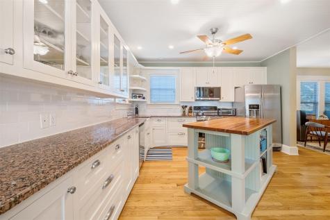903 E 14th Street Austin TX 78702