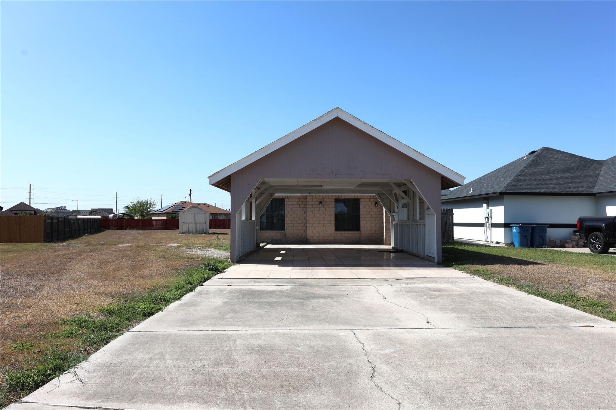 1041 Pasto Drive Los Fresnos TX 78566
