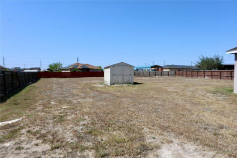 1041 Pasto Drive Los Fresnos TX 78566