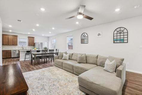 204 Swinging H Lane Georgetown TX 78633