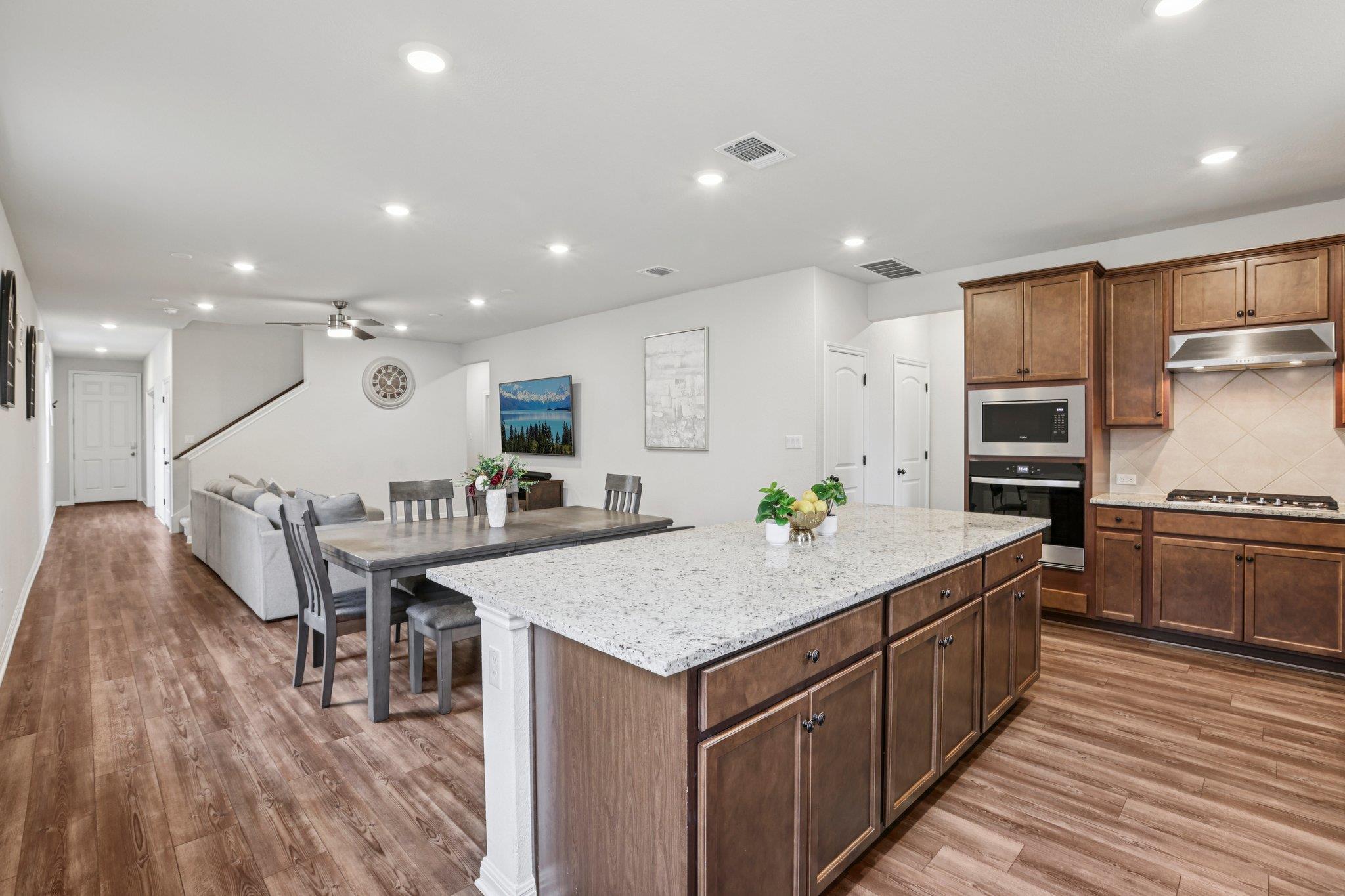 204 Swinging H Lane Georgetown TX 78633