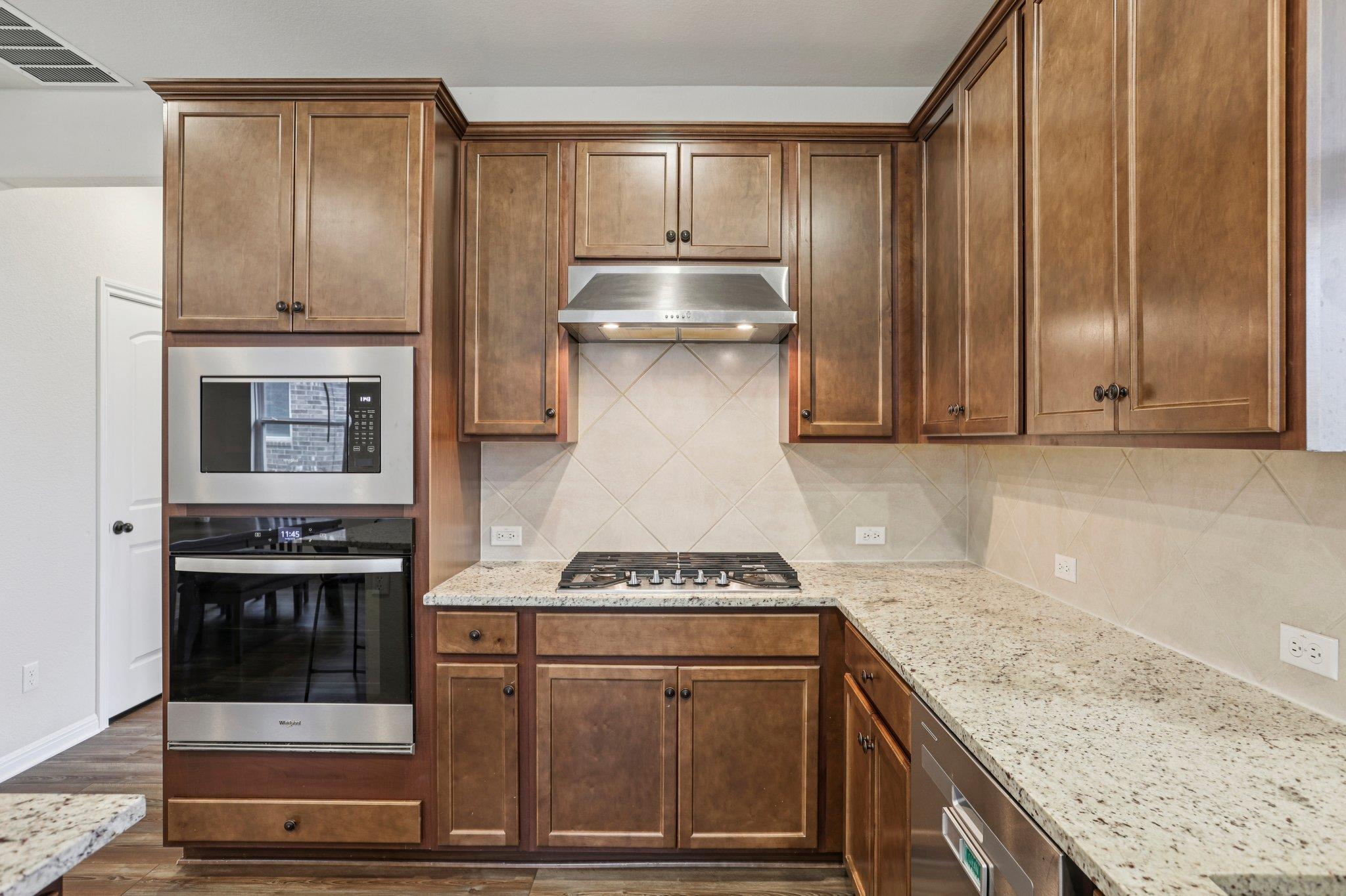 204 Swinging H Lane Georgetown TX 78633