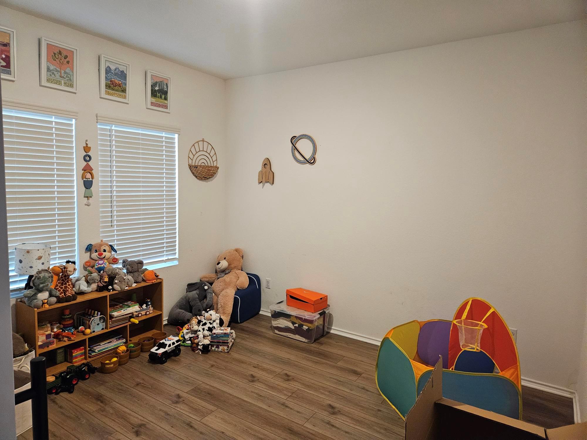 380 Mendoza Kyle TX 78640