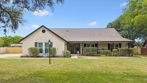 114 Cedar Drive Mountain City TX 78610