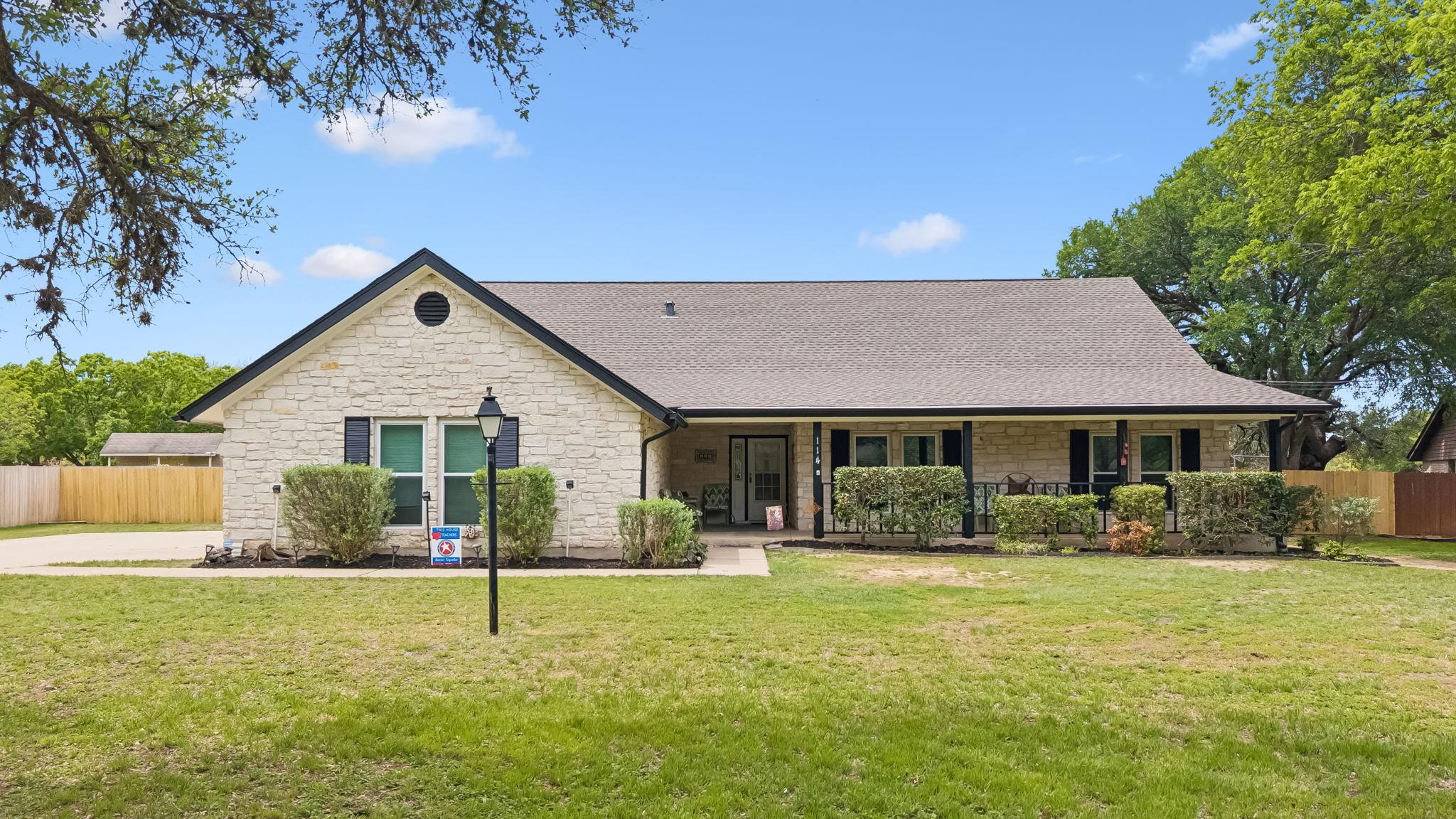 114 Cedar Drive Mountain City TX 78610