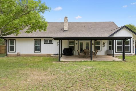 114 Cedar Drive Mountain City TX 78610