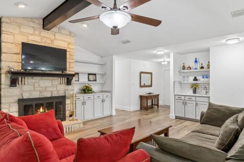 114 Cedar Drive Mountain City TX 78610