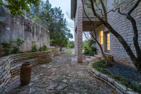 104 S Weston Lane Austin TX 78733