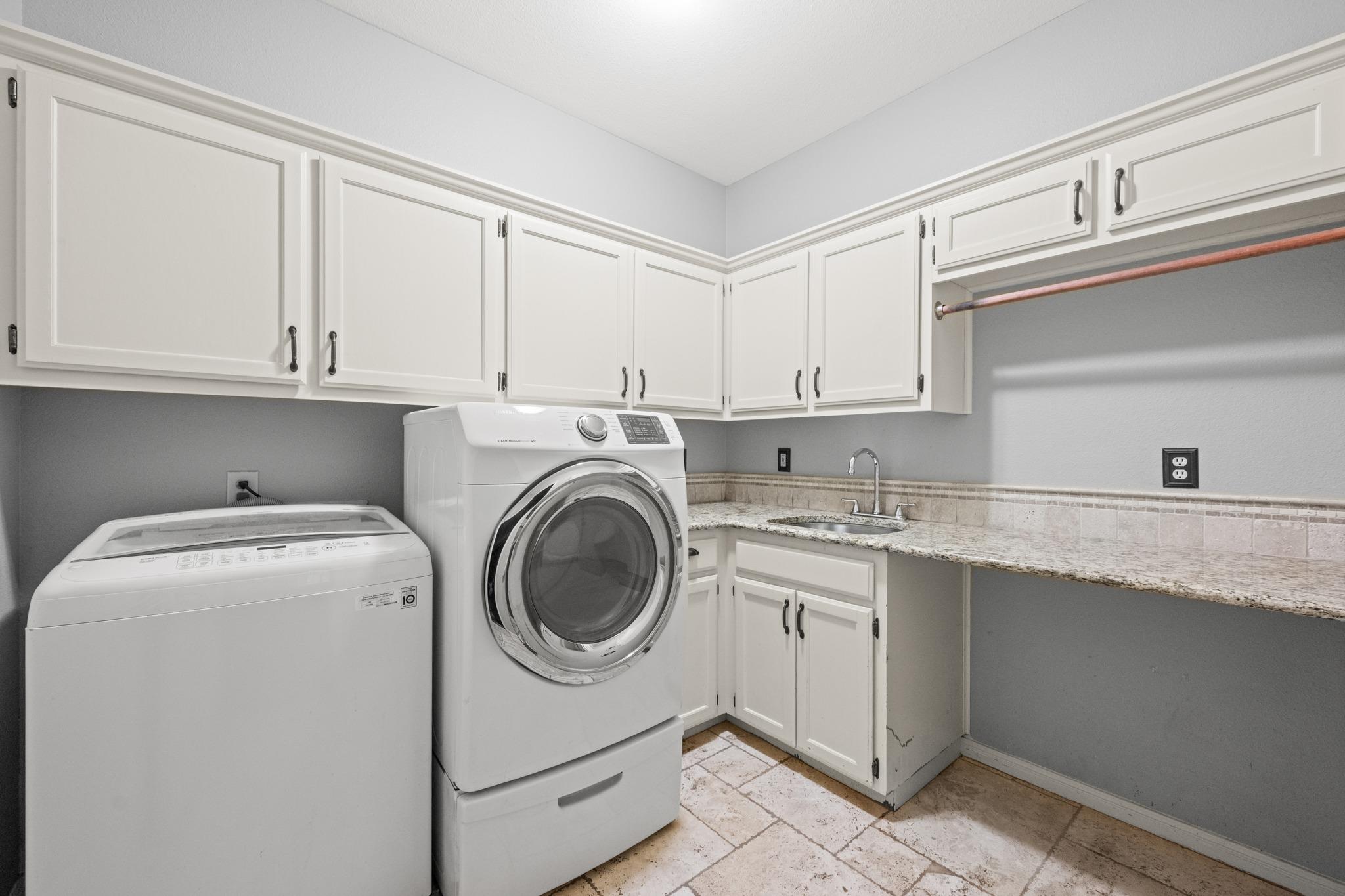 11806 Silkwood Cove Austin TX 78739