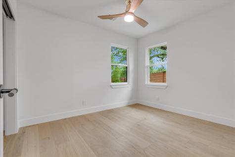 6807 Roanoke Drive Austin TX 78723