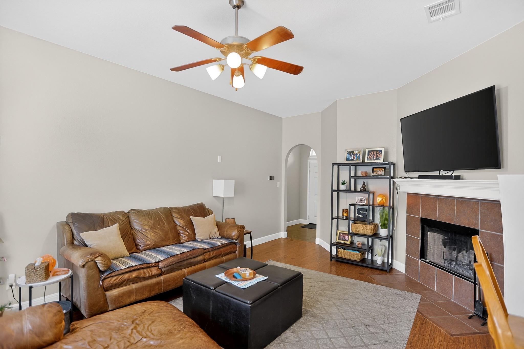 238 Johnnys Way Kyle TX 78640