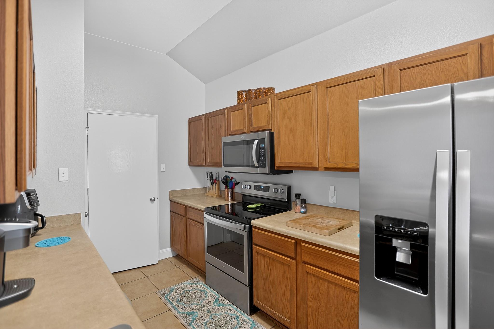 238 Johnnys Way Kyle TX 78640