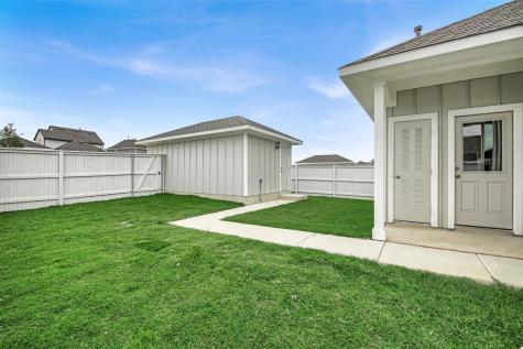 126 Huckleberry Lane Elgin TX 78621