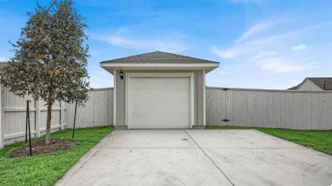 126 Huckleberry Lane Elgin TX 78621