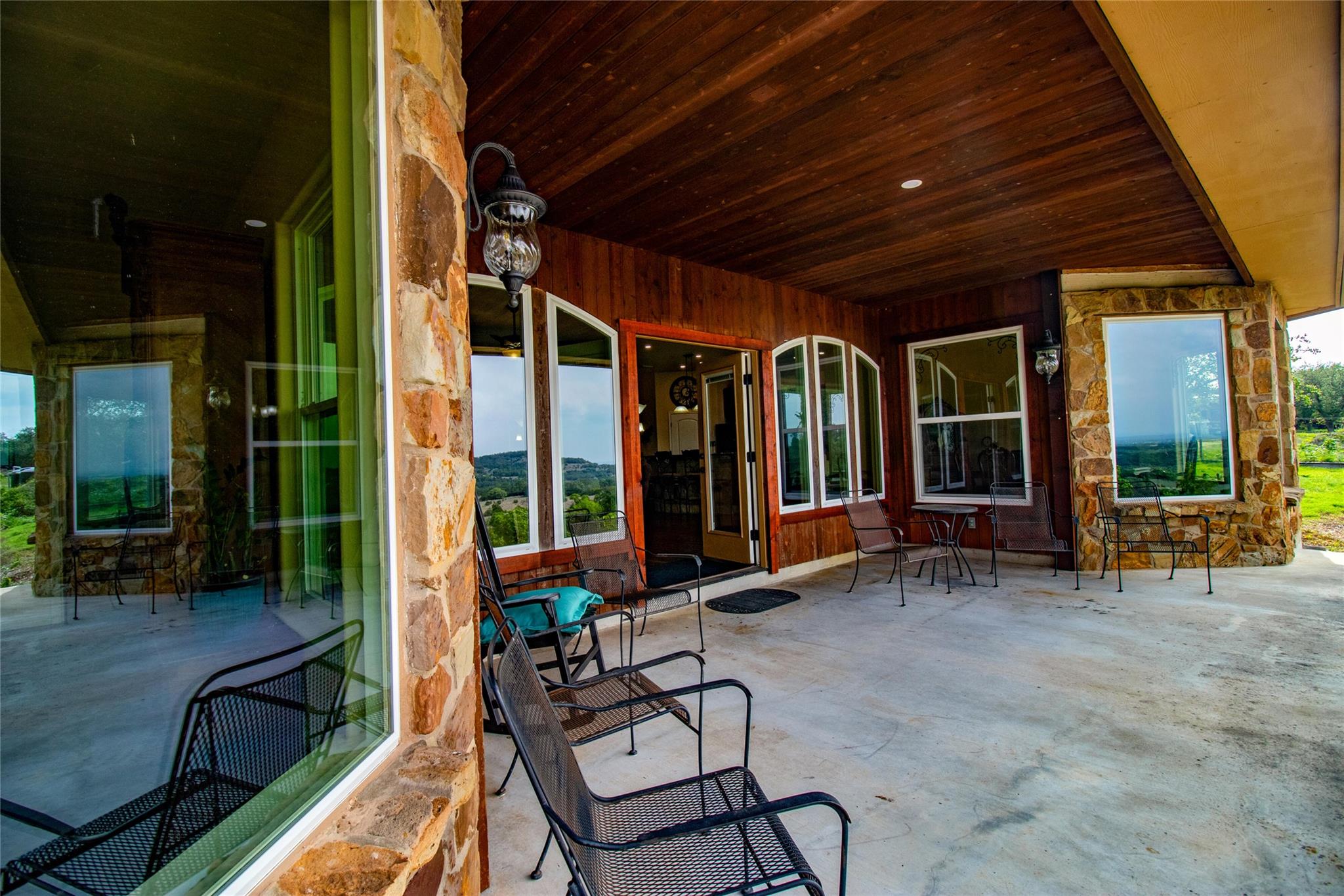 1063 Sanctuary Lane Blanco TX 78606
