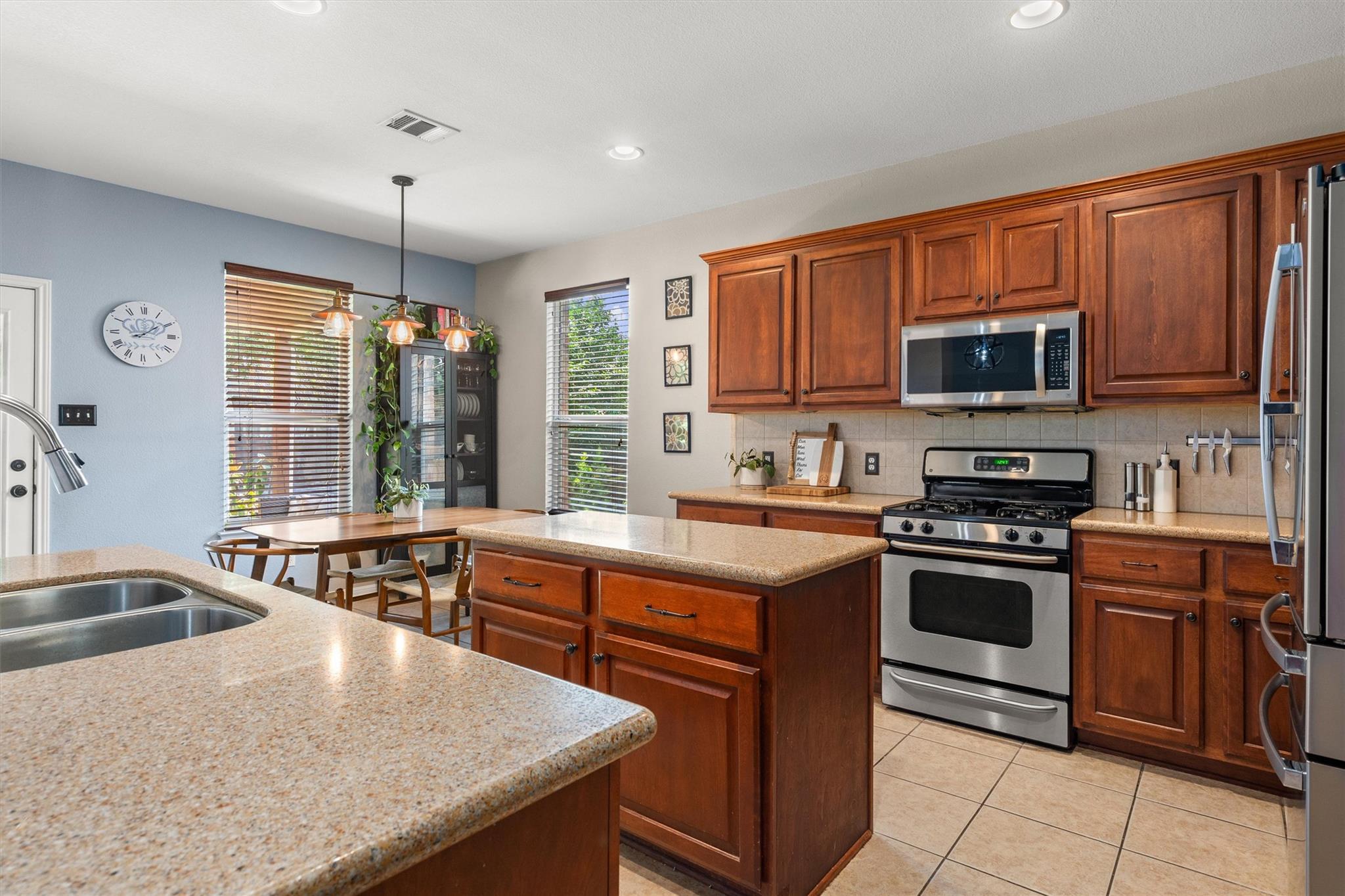 112 Justin Leonard Drive Round Rock TX 78664