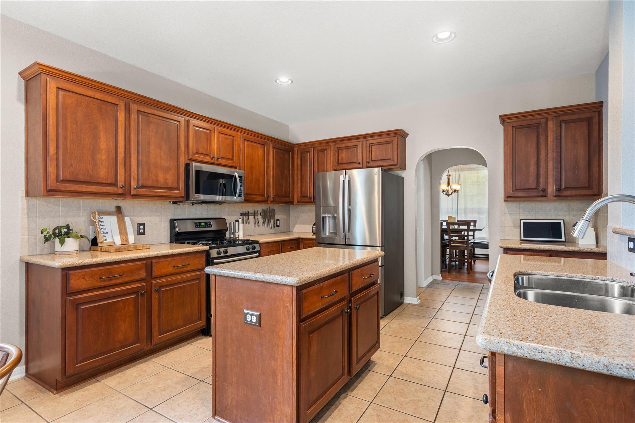 112 Justin Leonard Drive Round Rock TX 78664