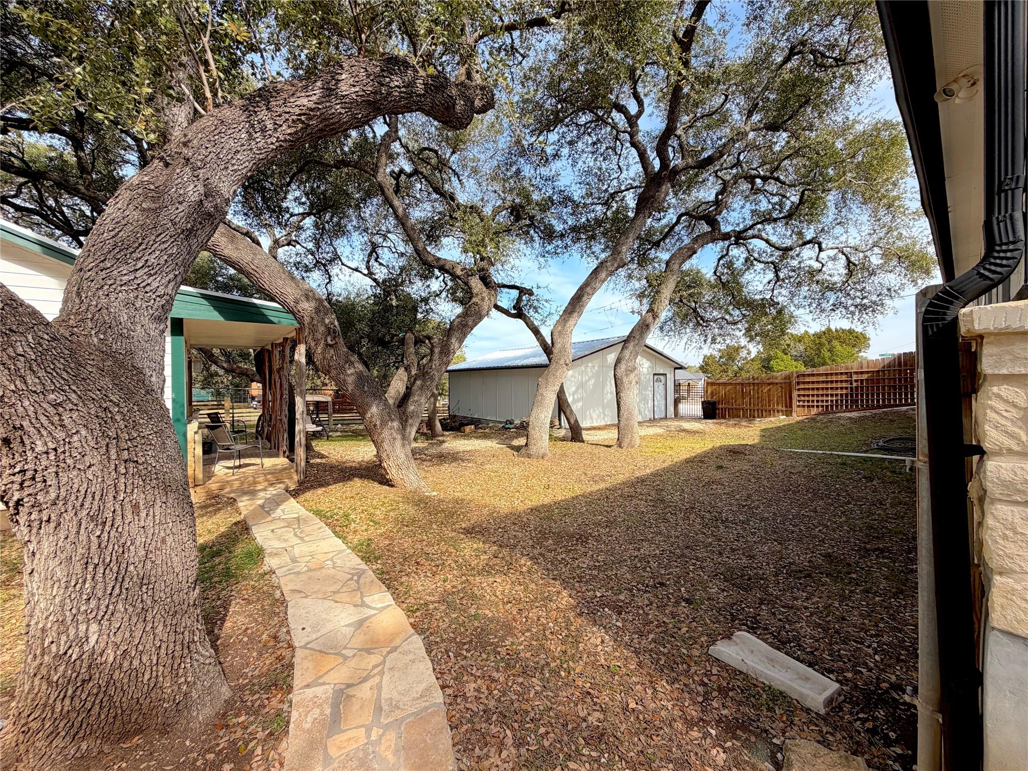 301 Canyon Edge Canyon Lake TX 78133