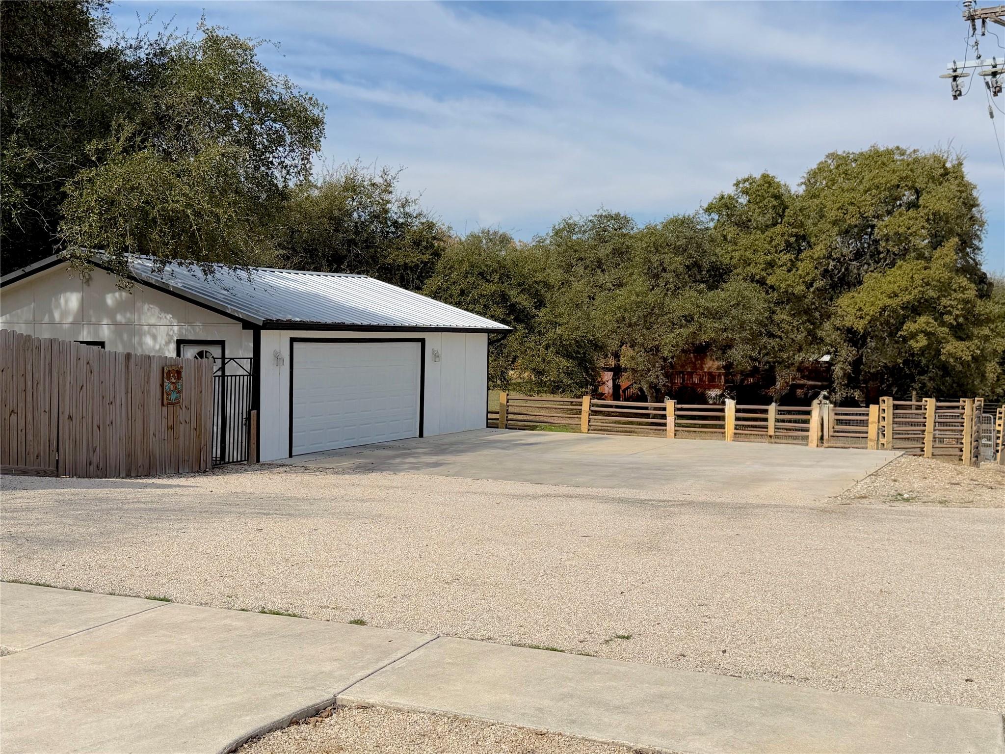 301 Canyon Edge Canyon Lake TX 78133