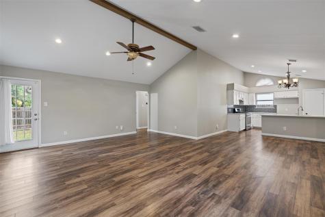 7022 Buccaneer Trail Austin TX 78729