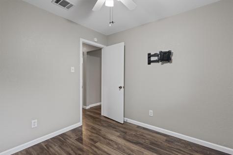 7022 Buccaneer Trail Austin TX 78729