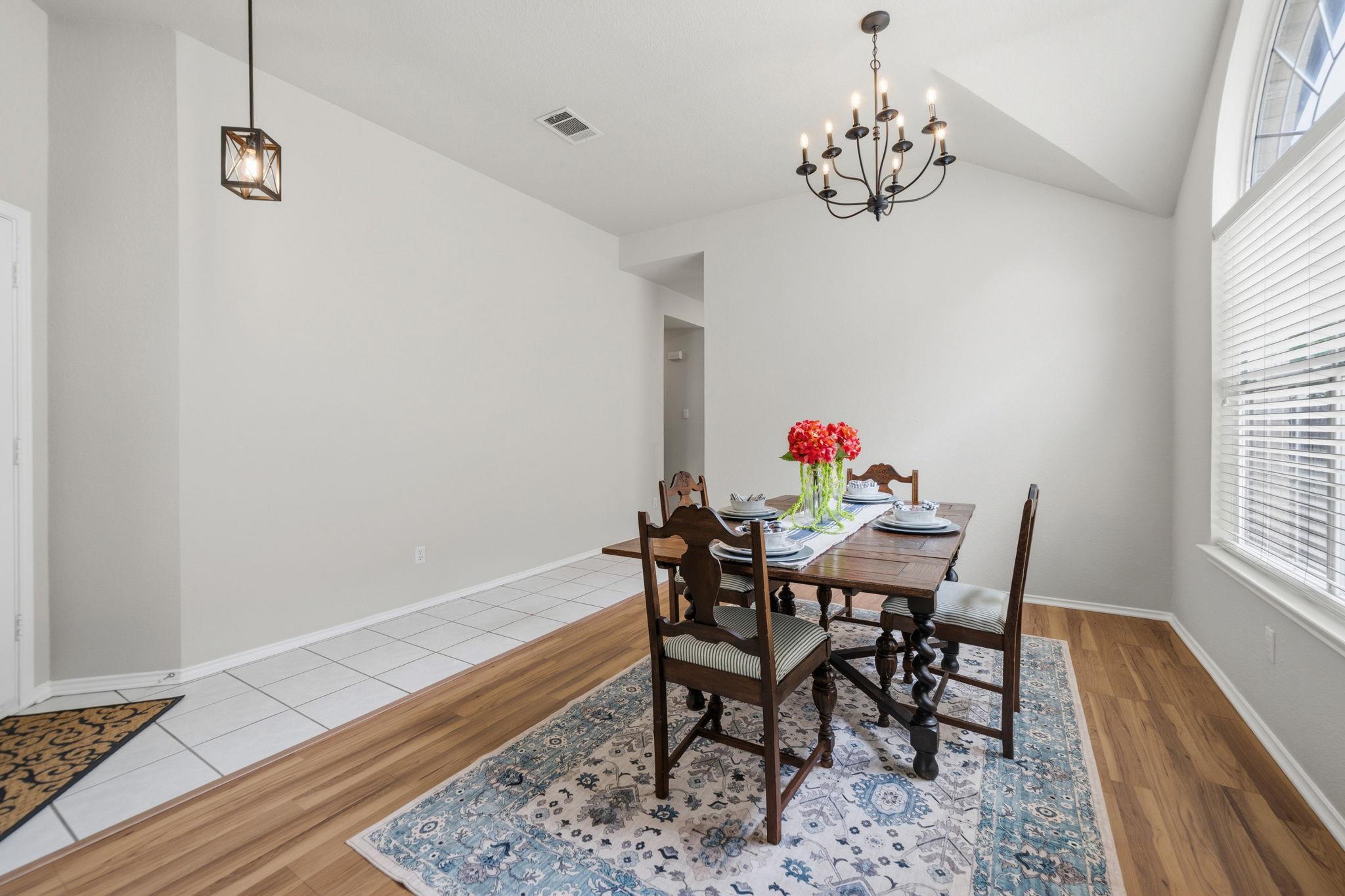 3704 Kissman Drive Austin TX 78728