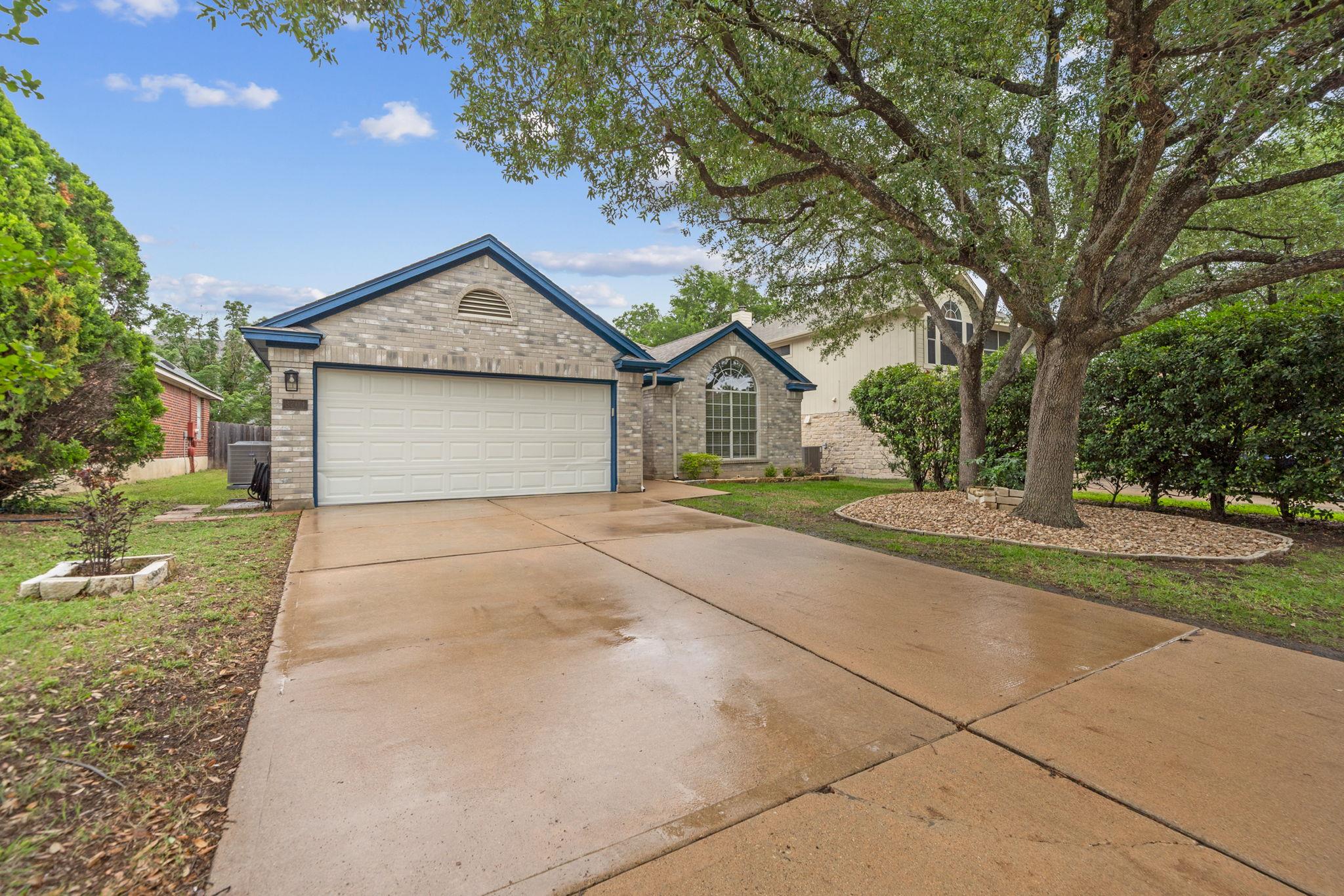 3704 Kissman Drive Austin TX 78728