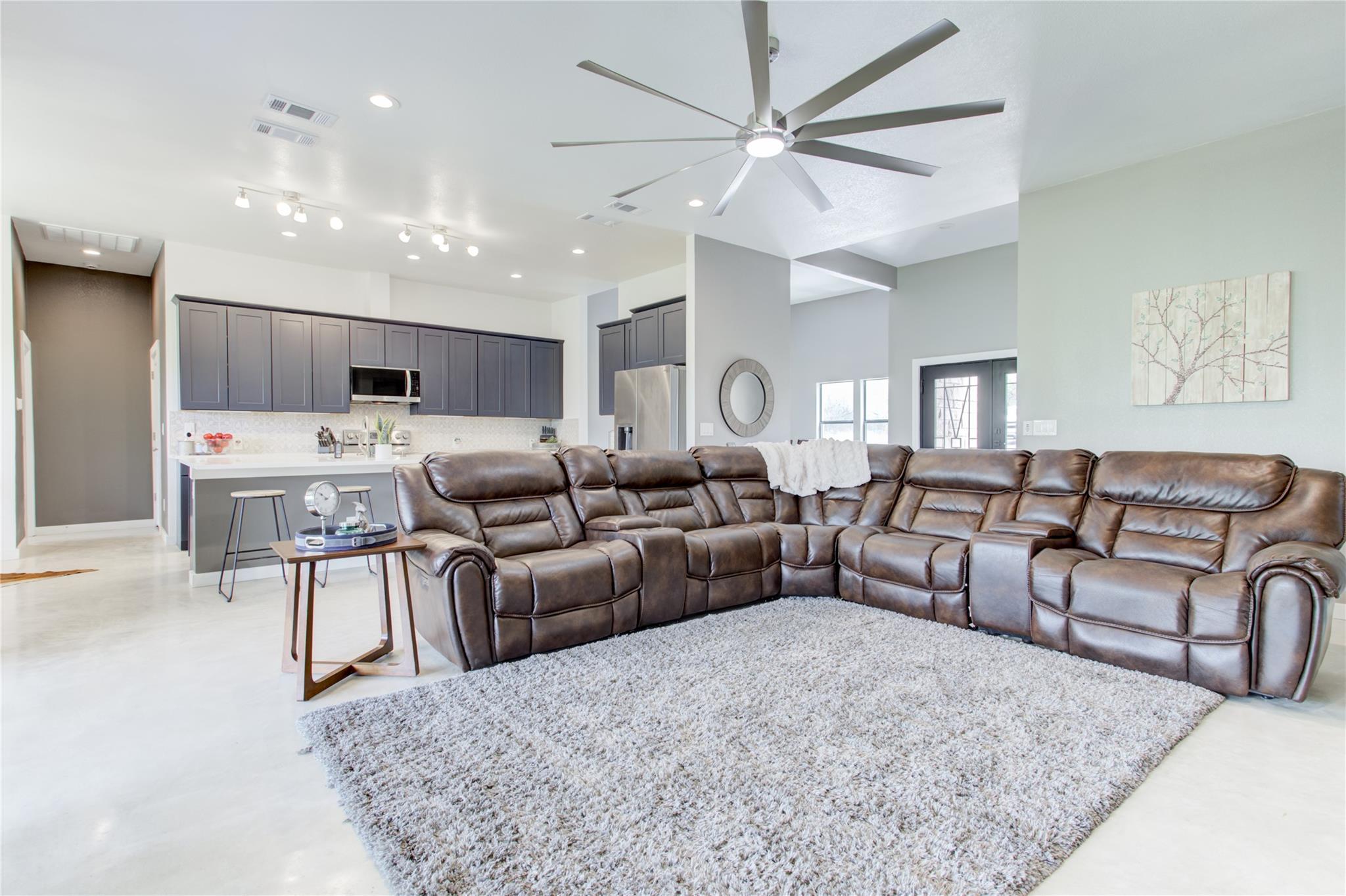 1215 Ridge Harbor Drive Spicewood TX 78669