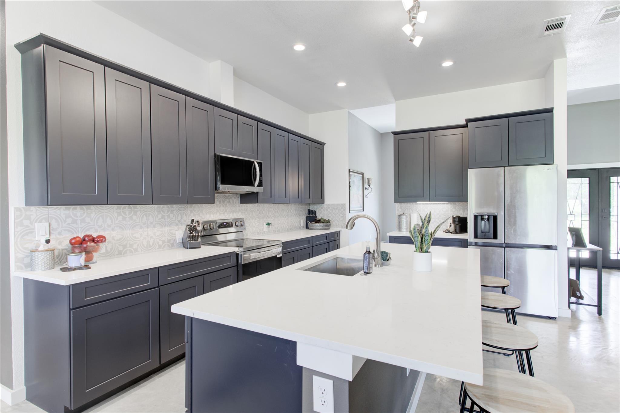 1215 Ridge Harbor Drive Spicewood TX 78669