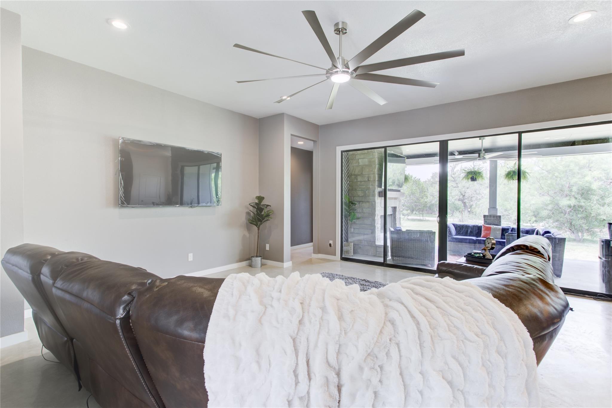 1215 Ridge Harbor Drive Spicewood TX 78669