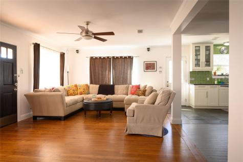 4902 Pecan Springs Road Austin TX 78723