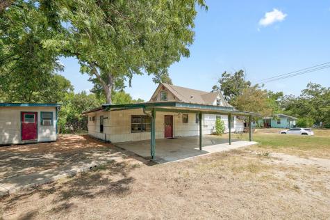 905 Kimbro Street Taylor TX 76574