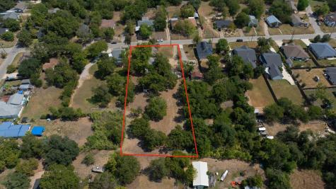 905 Kimbro Street Taylor TX 76574