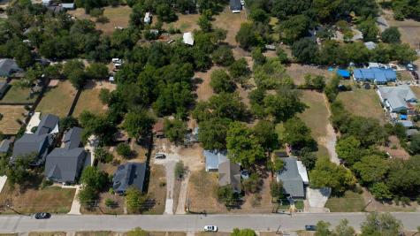 905 Kimbro Street Taylor TX 76574