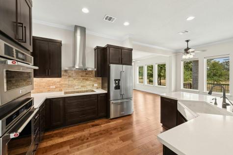 208 Double Horn Trail Spicewood TX 78669