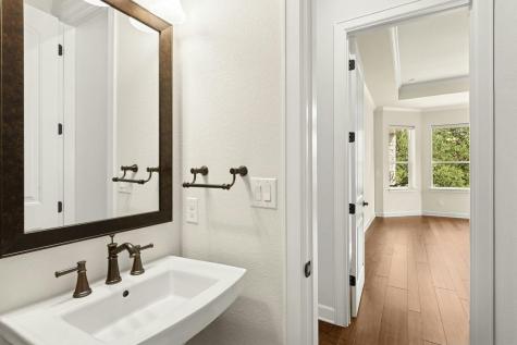 208 Double Horn Trail Spicewood TX 78669