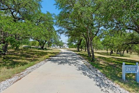 208 Double Horn Trail Spicewood TX 78669