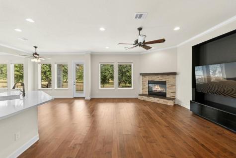 208 Double Horn Trail Spicewood TX 78669