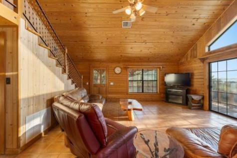1045 Bellewood Canyon Lake TX 78133