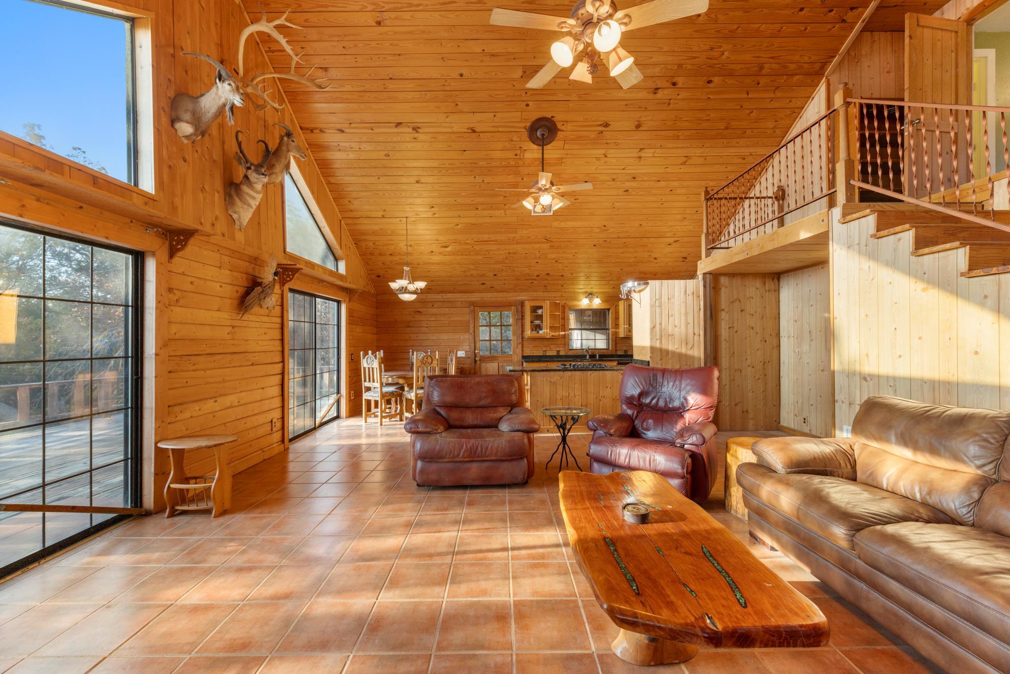 1045 Bellewood Canyon Lake TX 78133