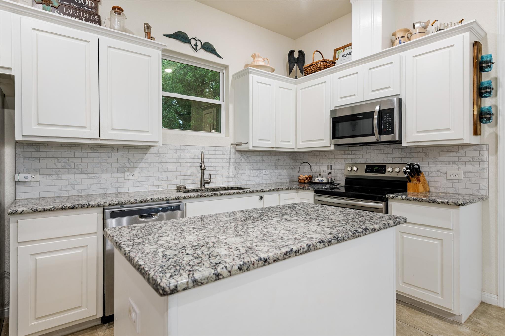 220 Creedmore Drive Liberty Hill TX 78642