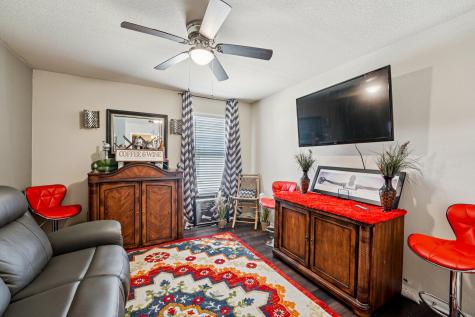 308 Nueces River Trail Hutto TX 78634