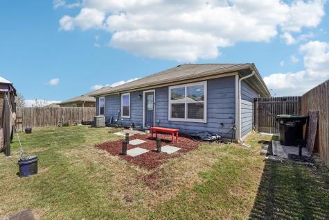308 Nueces River Trail Hutto TX 78634
