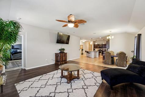 308 Nueces River Trail Hutto TX 78634