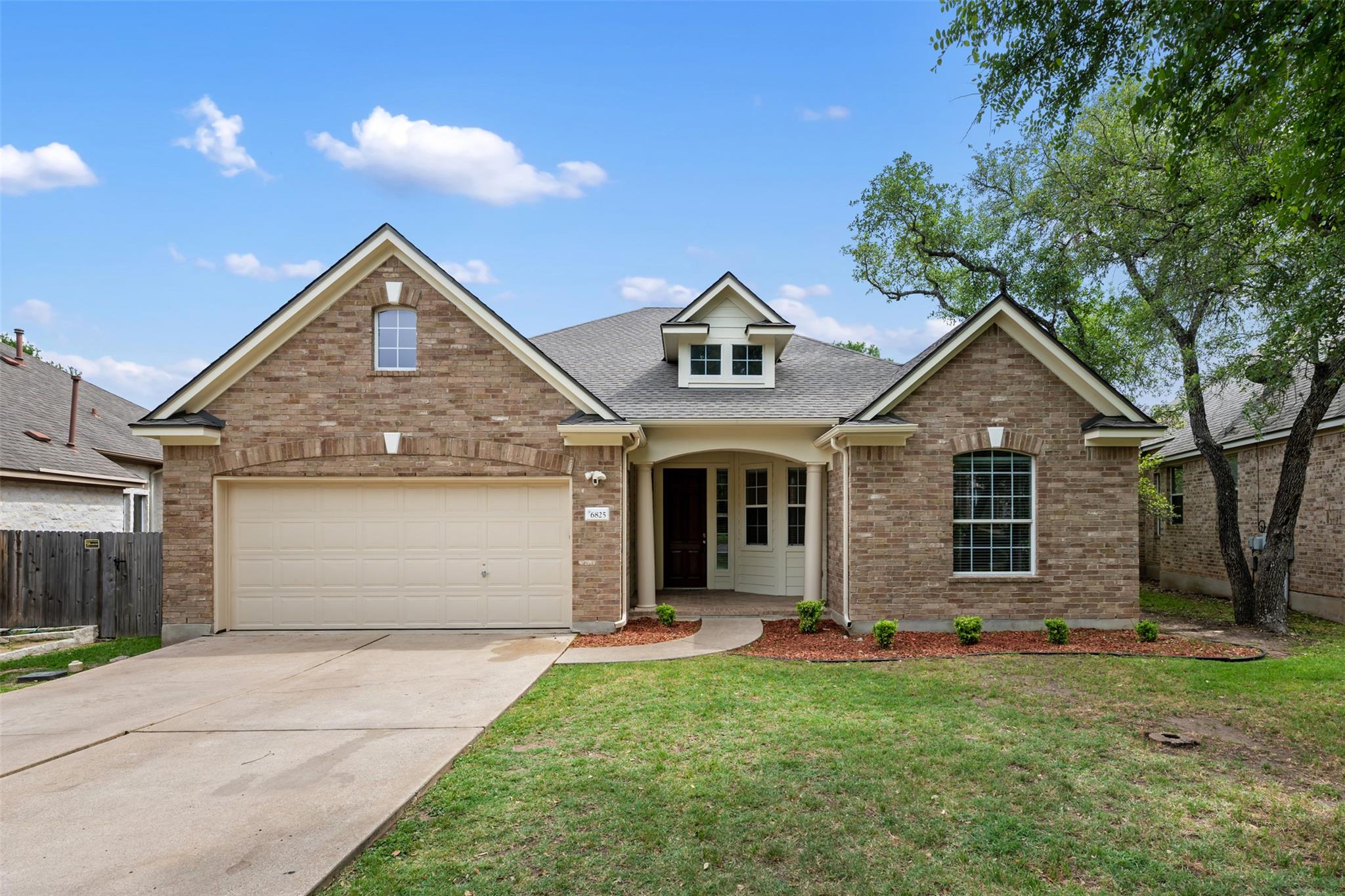6825 Hansa Loop Austin TX 78739