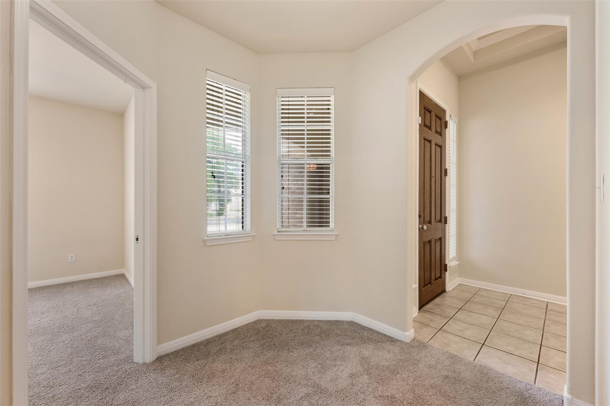 6825 Hansa Loop Austin TX 78739
